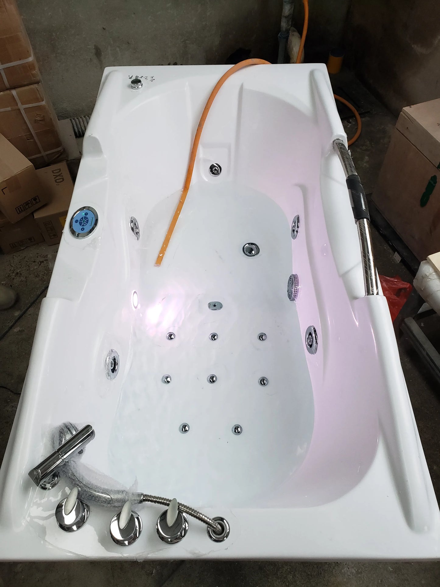 Black Acrylic Massage Bath Tubs Bathtubs & Whirlpools Corner Massage Bathtub Hot Tub for Soaking