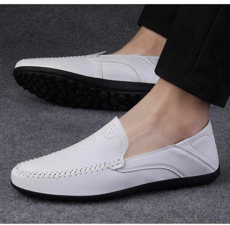 Men’s Casual Leather Shoes – Soft Sole, Comfortable, and Stylish for All Seasons