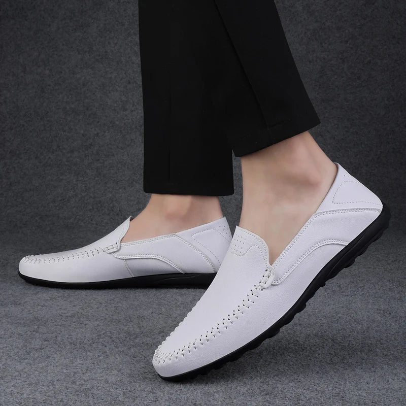 Men’s Casual Leather Shoes – Soft Sole, Comfortable, and Stylish for All Seasons