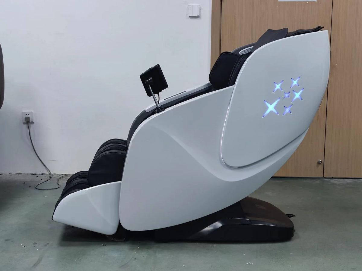 Full Body Zero Gravity Recliner Chair Heat Therapy Foot Roller Massage Chair Electric Shiatsu Vibrating Airbag Massage System