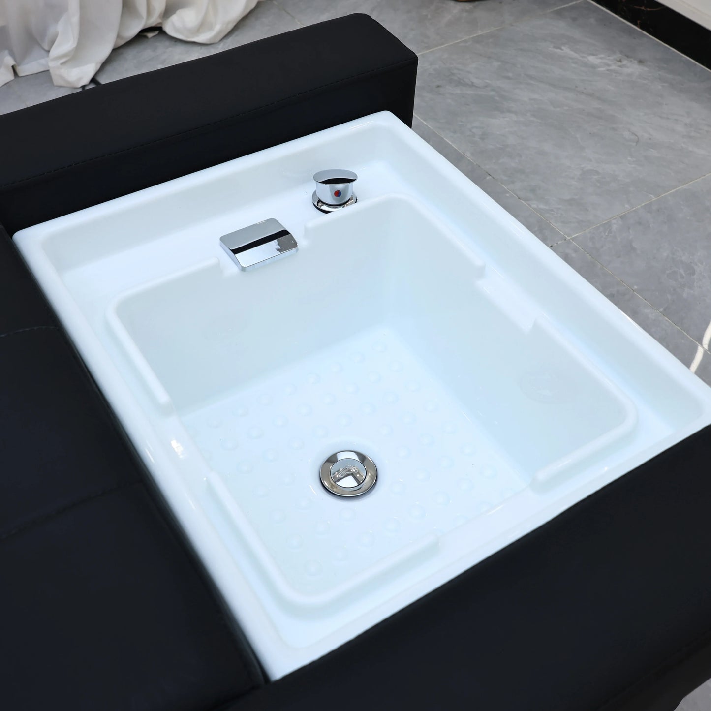 XinSheng Electric Adjustable Lift Shampoo Bed Massage Table All-in-One Salon SPA Massage Bed with Hair Washing Basin & Foot Bath