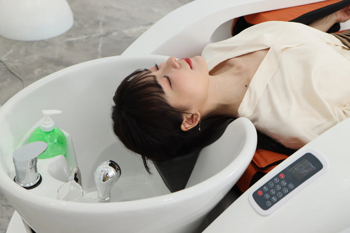 Luxuriöses automatisches Massage-Shampoo-Bett mit ergonomischem Design, LED-Lichtleiste, ideal zum Haarewaschen und Entspannen im Salon