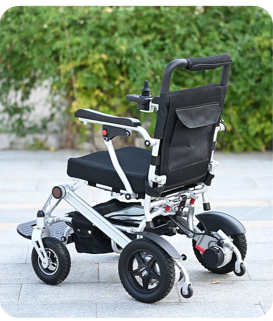 Medizinische Rehabilitationsausrüstung Leichter faltbarer elektrischer Rollstuhl für Senioren mit Fernbedienung und Lithiumbatterie, faltbar