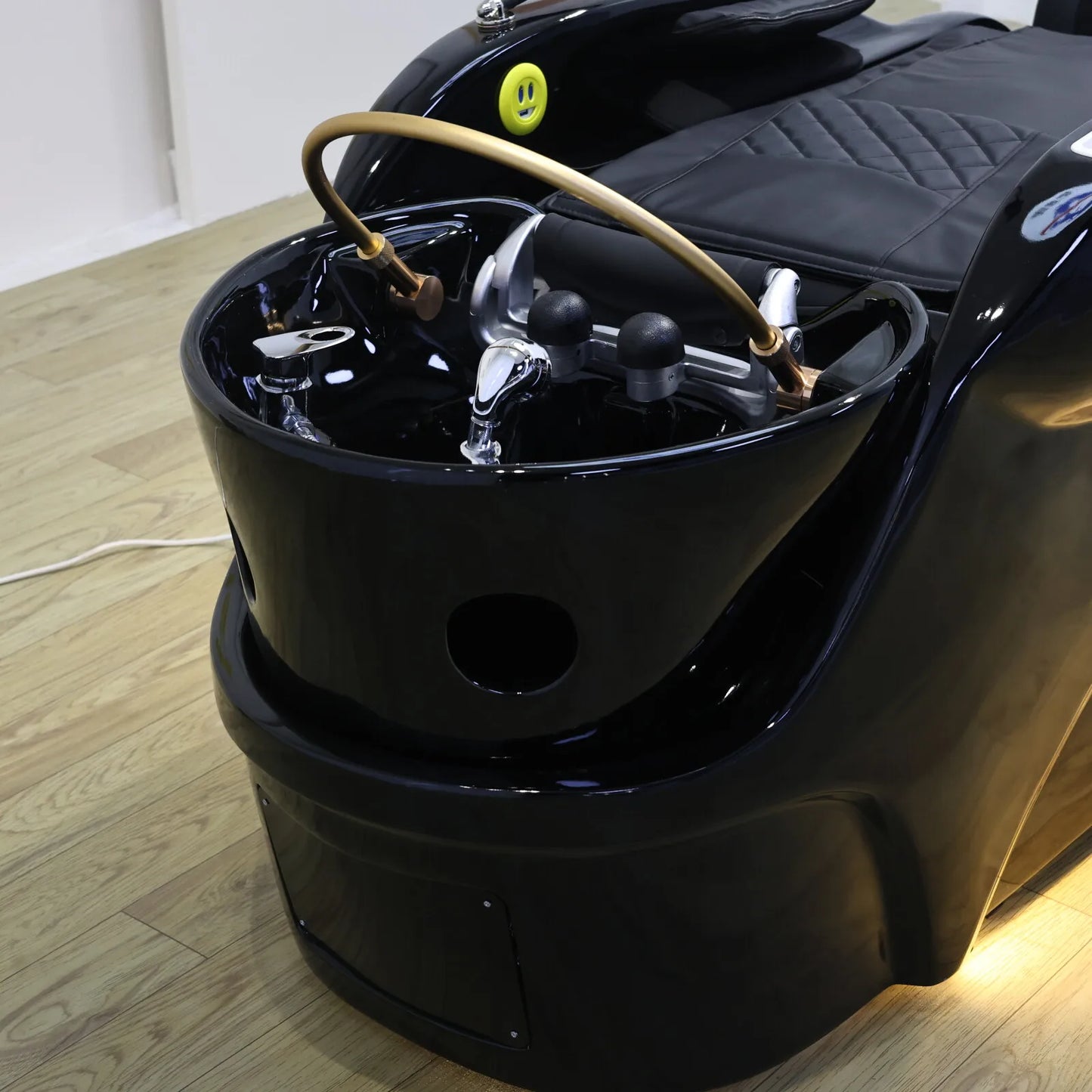 Luxuriöses automatisches Massage-Shampoo-Bett mit ergonomischem Design, LED-Lichtleiste, ideal zum Haarewaschen und Entspannen im Salon