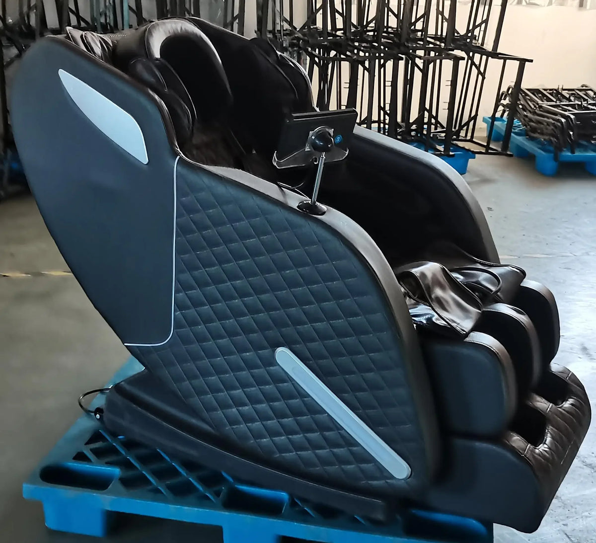 Luxus-Elektro-Freizeit-Massagesessel Zero Gravity Intelligent Ganzkörper-Multifunktions-Bluetooth-Musik-U-förmiges Kissen+Kurzbefehl