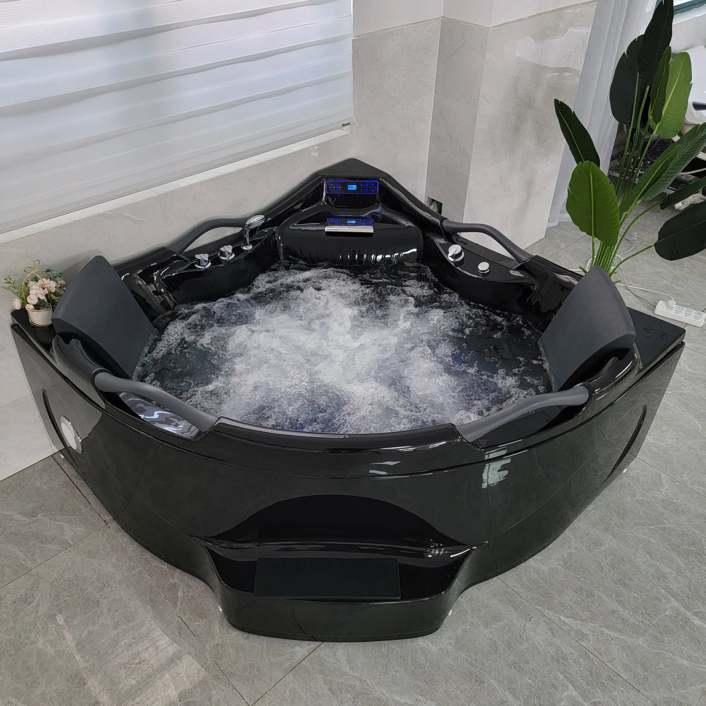 Black Acrylic Massage Bath Tubs Bathtubs & Whirlpools Corner Massage Bathtub Hot Tub for Soaking