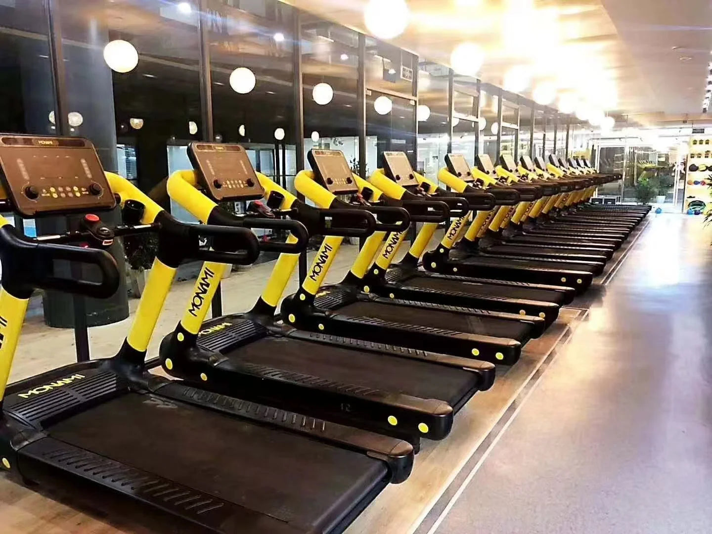 Neues Design Elektrisches Laufband für zu Hause Kommerzielles Fitnessstudio-Gerät Laufband mit Bildschirm Hochwertiges Laufband