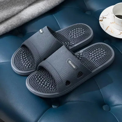 Herren-Badeschuhe aus PVC, Massage, rutschfest, einfarbig, bequem, strapazierfähig, Kühles Pool-Design