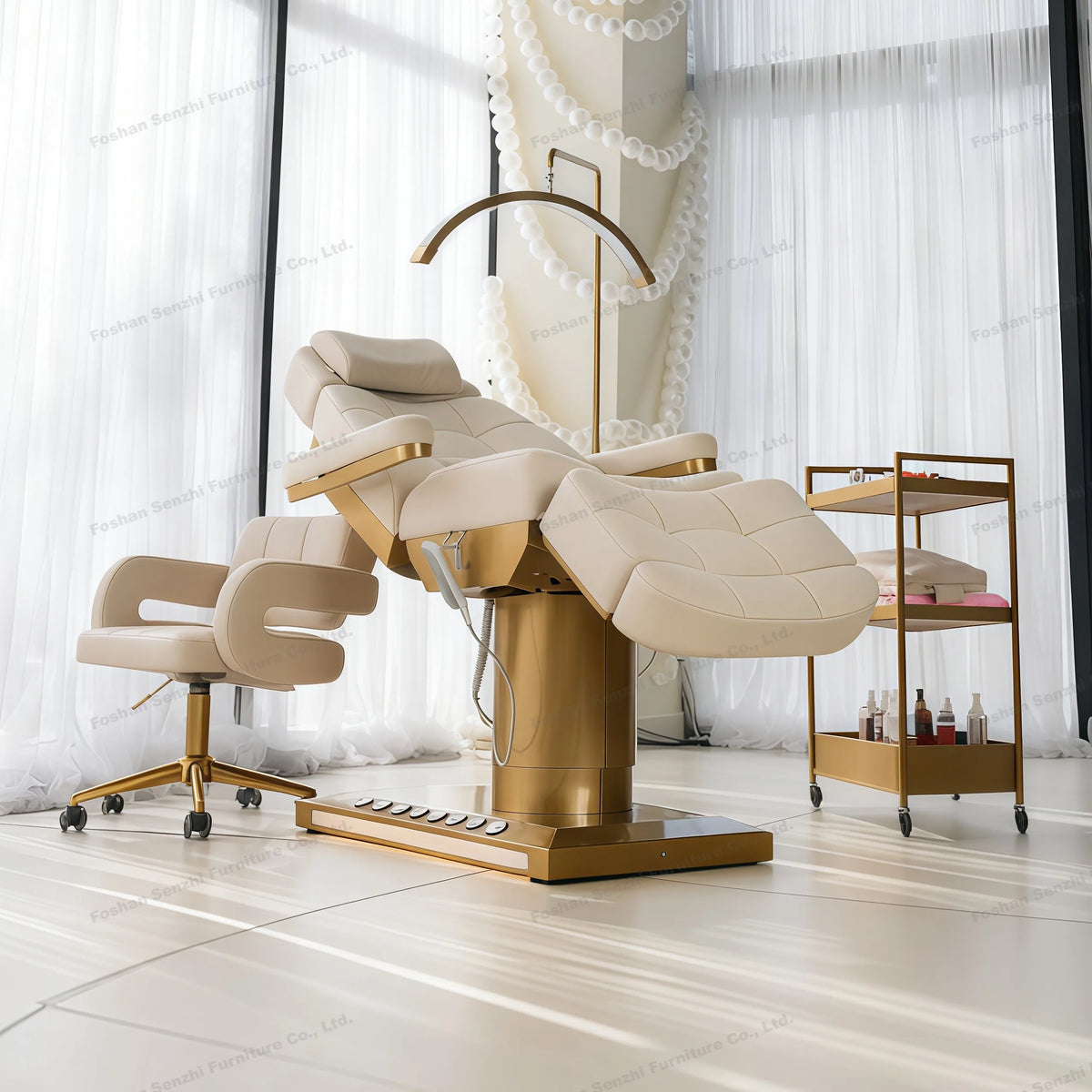 Luxuriöses elektrisches Schönheitsbett mit goldenem Sockel, Leder-Massagebett, Salon-Gesichts-Wimpernliege mit Beleuchtung