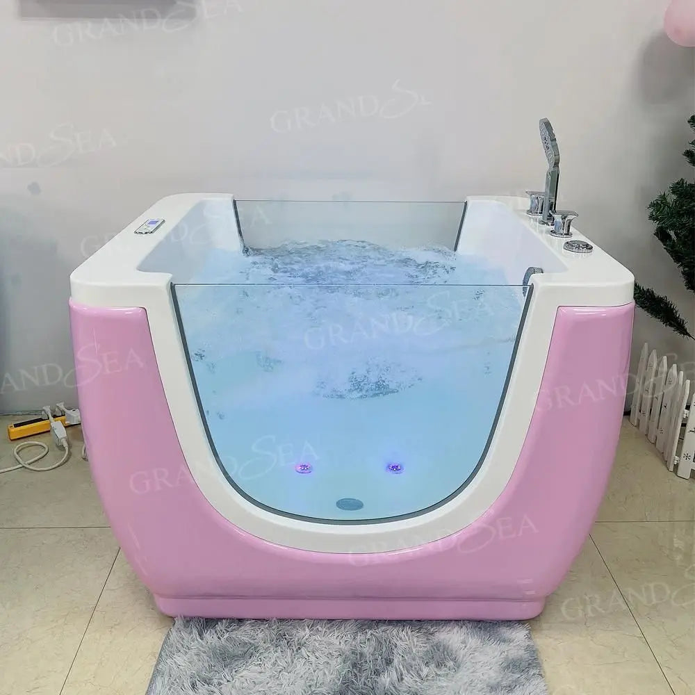 Freistehende Kinderbadewanne mit Temperaturregelung und Massagefunktion, geeignet für Spas und Wellnesszentren.