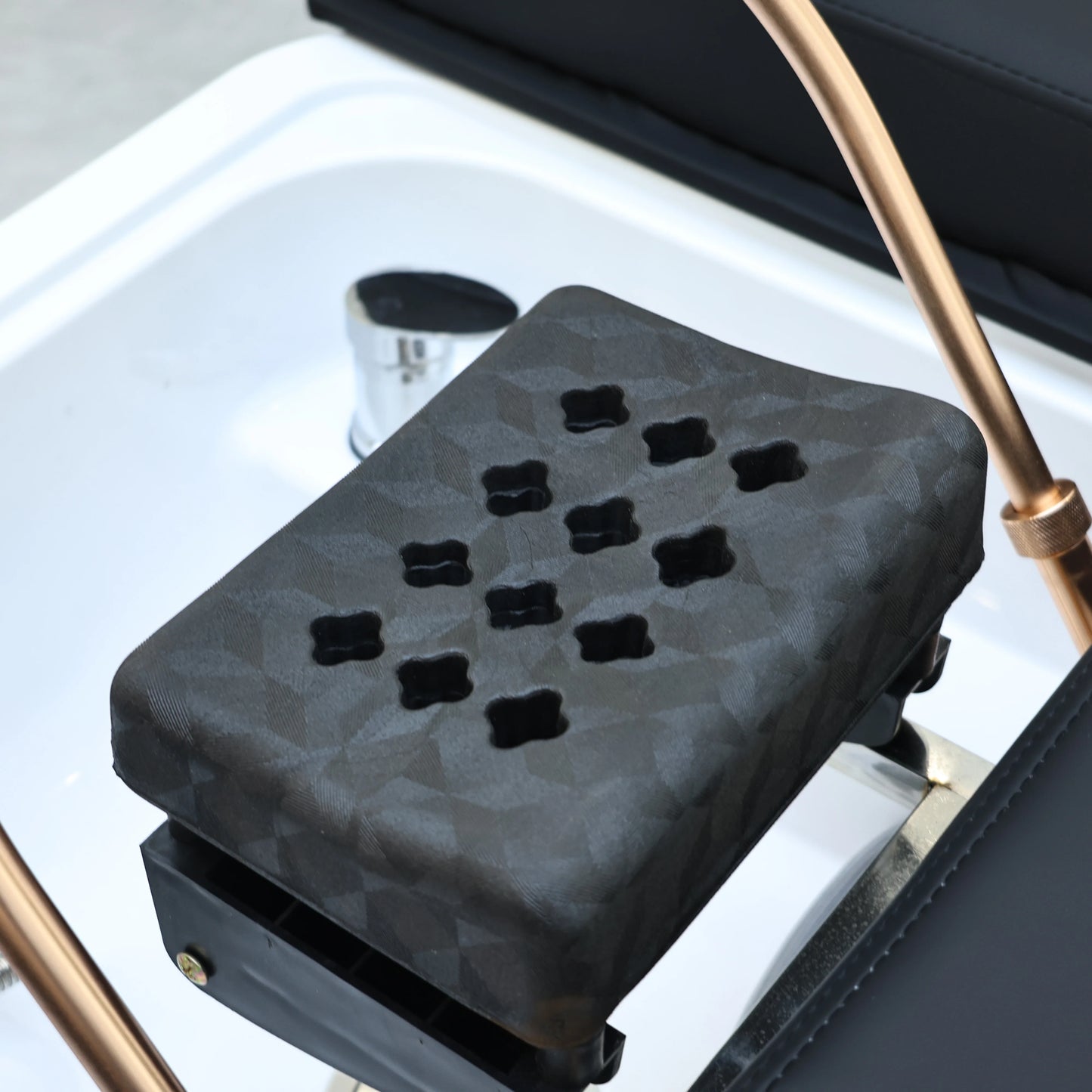 XinSheng Electric Adjustable Lift Shampoo Bed Massage Table All-in-One Salon SPA Massage Bed with Hair Washing Basin & Foot Bath