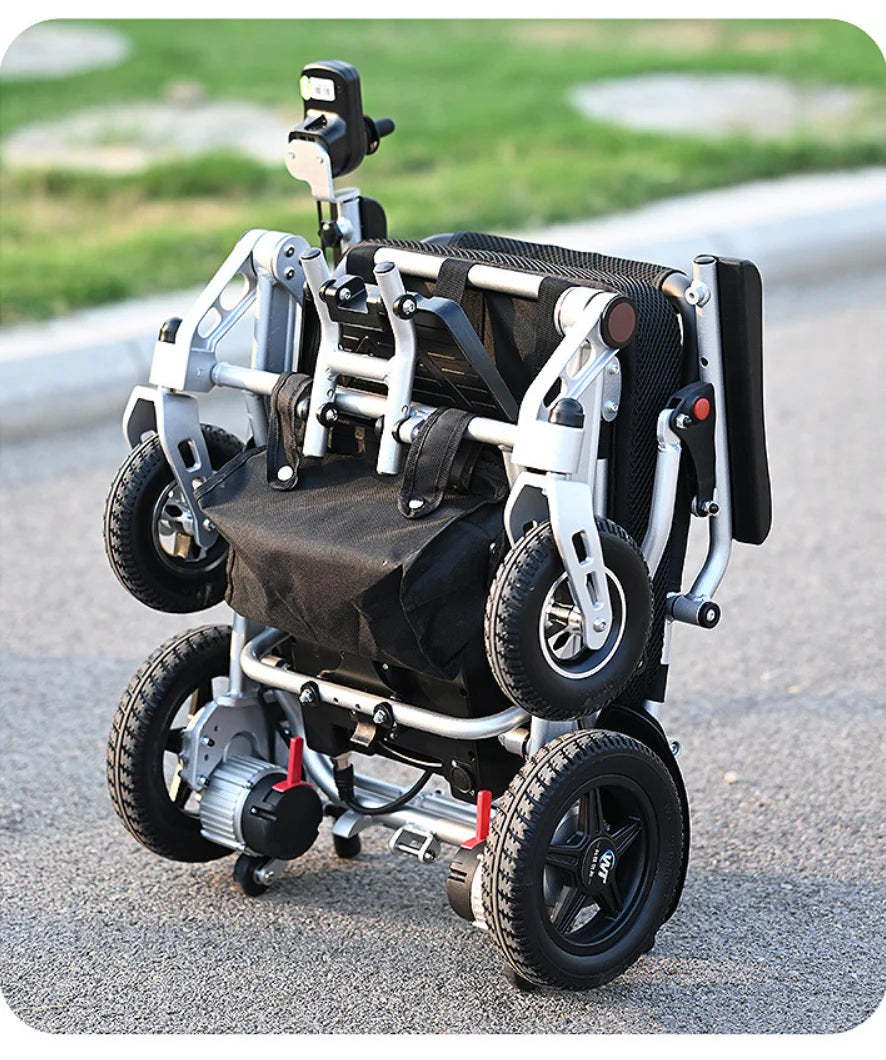 Medizinische Rehabilitationsausrüstung Leichter faltbarer elektrischer Rollstuhl für Senioren mit Fernbedienung und Lithiumbatterie, faltbar