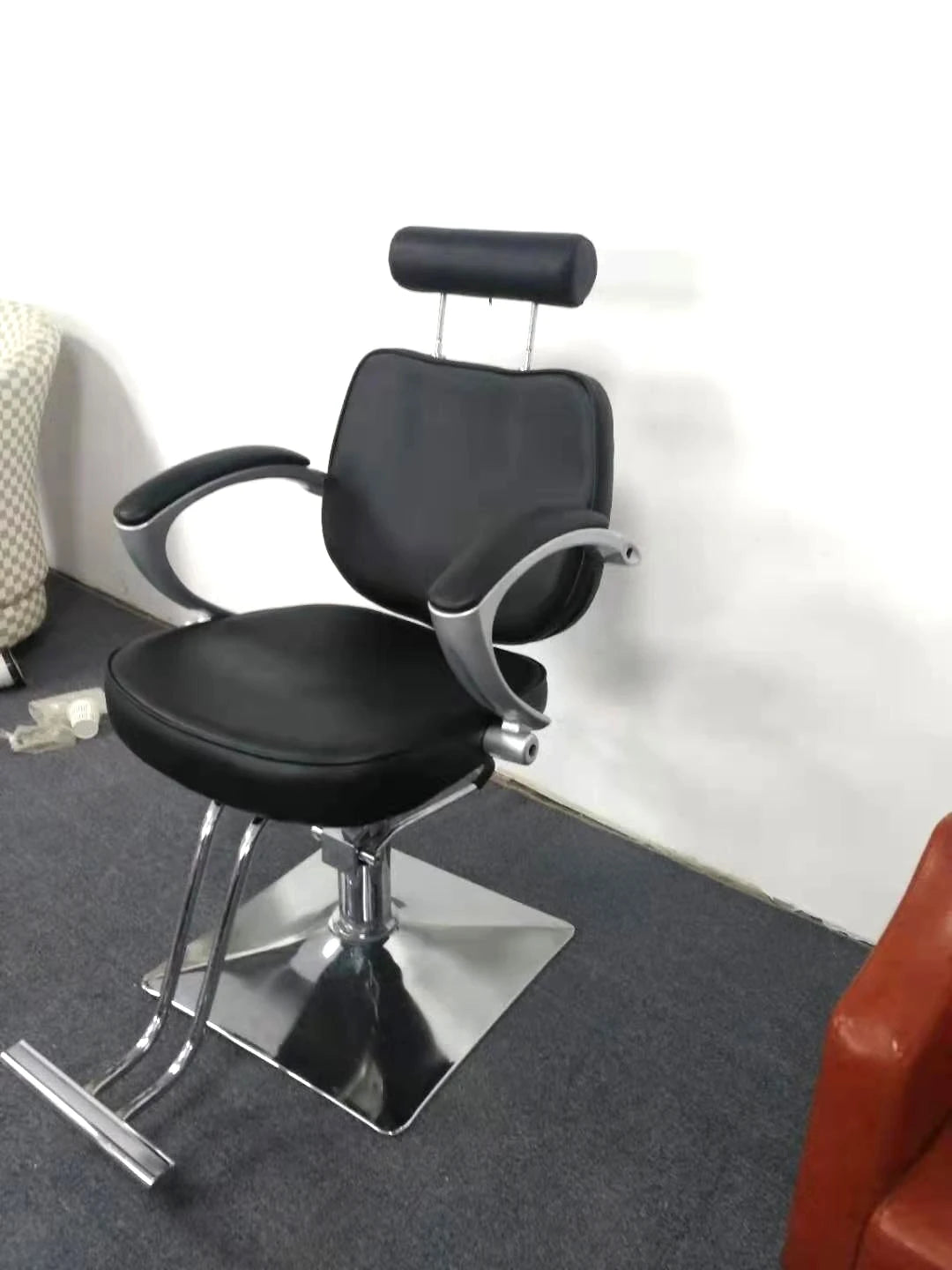 Großhandel Günstiger Friseurstuhl Salon Frisierstuhl und Möbel Höhenverstellbarer Hochleistungs-Hydraulikpumpenstuhl Friseur