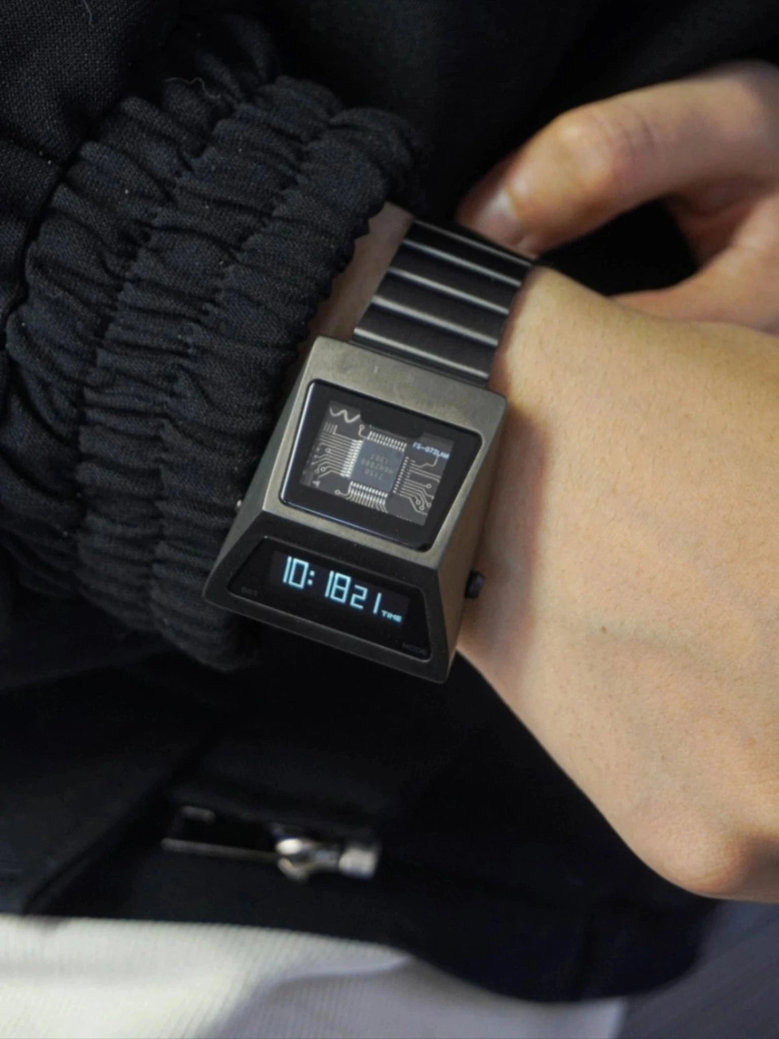 BENLYDESIGN Computron Watch for Men Solar OLED Display Digital Watch Men Lift to Wake Screen Cyberpunk Watch Stainless S3000 - C - FastZen