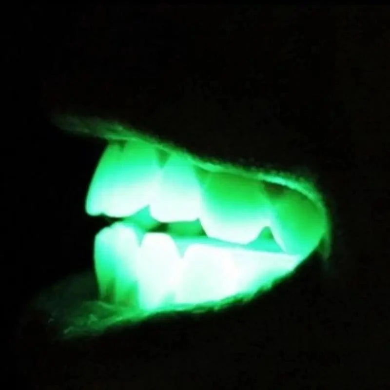 LED Glowing Flashing Braces – Halloween Party &amp; Carnival Novelty Mouthpiece - FastZen