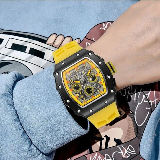 Luxury Hollow Design Men’s Quartz Wristwatch - FastZen
